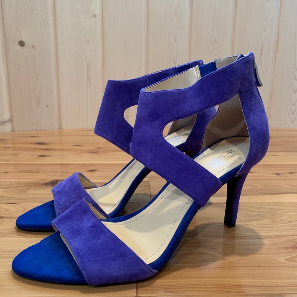BCBG Cobalt Blue Suede Heels